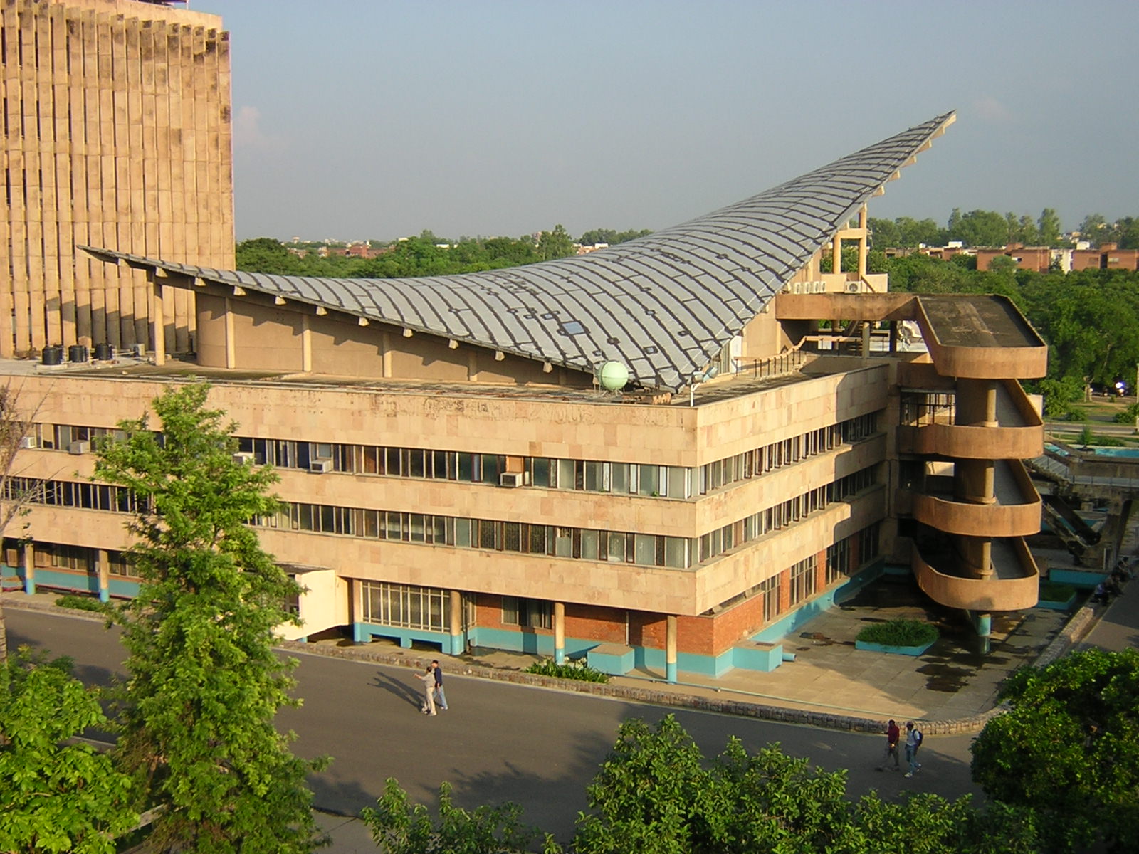 IIT Delhi campus